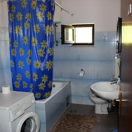 Albergue Azizam